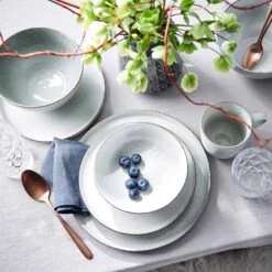 Assiette HENLEY -ELO Soldes Boutique 1000332743 220215 023 MOOD DETAILS P000000001000332743 mood