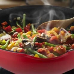 Poêle Wok Rouge Avec Couvercle -ELO Soldes Boutique 77cae24111e14bfca2eee2ac2b27ce13