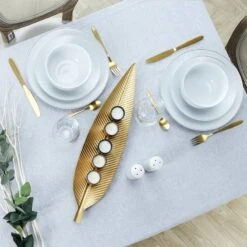 Assiette En Porcelaine Avec Liseré Doré -ELO Soldes Boutique 7d134caea7f64ed6b62c79067738a06e