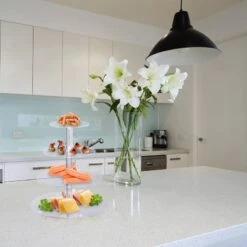 Présentoir à 4 étages 11 Présentoir à 4 étages -ELO Soldes Boutique 80ef2e7e77c44191b72a31062a48516f