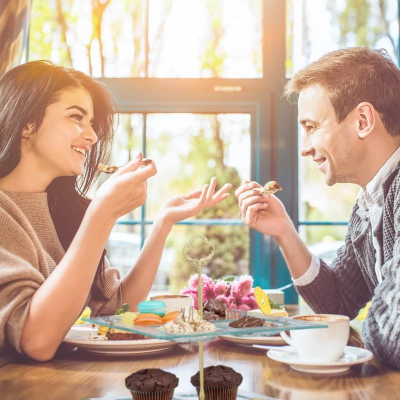 Serviteur Gâteau Carré En Verre 3 Serviteur Gâteau Carré En Verre – Image 3