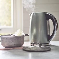 Cuisinart Bouilloire électrique Pistache 8 Cuisinart Bouilloire électrique Pistache -ELO Soldes Boutique b0e41e0ef2ba4e598bb23f5b7903da6a