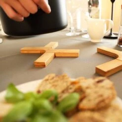 Lot De 4 Dessous De Plat Pliables Bambou -ELO Soldes Boutique c6b0e04609bc46b18f13b33ac2a5ecb9