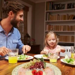 Plat De Service Avec Bord Doré -ELO Soldes Boutique e5ef9145aa7743e6b9558ca14b2e4c60