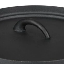 Cocotte Fonte Avec Couvercle Et Anse -ELO Soldes Boutique ef8a8897eb7a42a297425e71b3dba2cc
